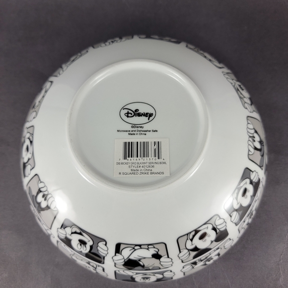 Disney Serving Bowl Mickey Mouse Goofy Grid Black White Gray 9 1/2" Zrike Brands - Picture 6 of 13